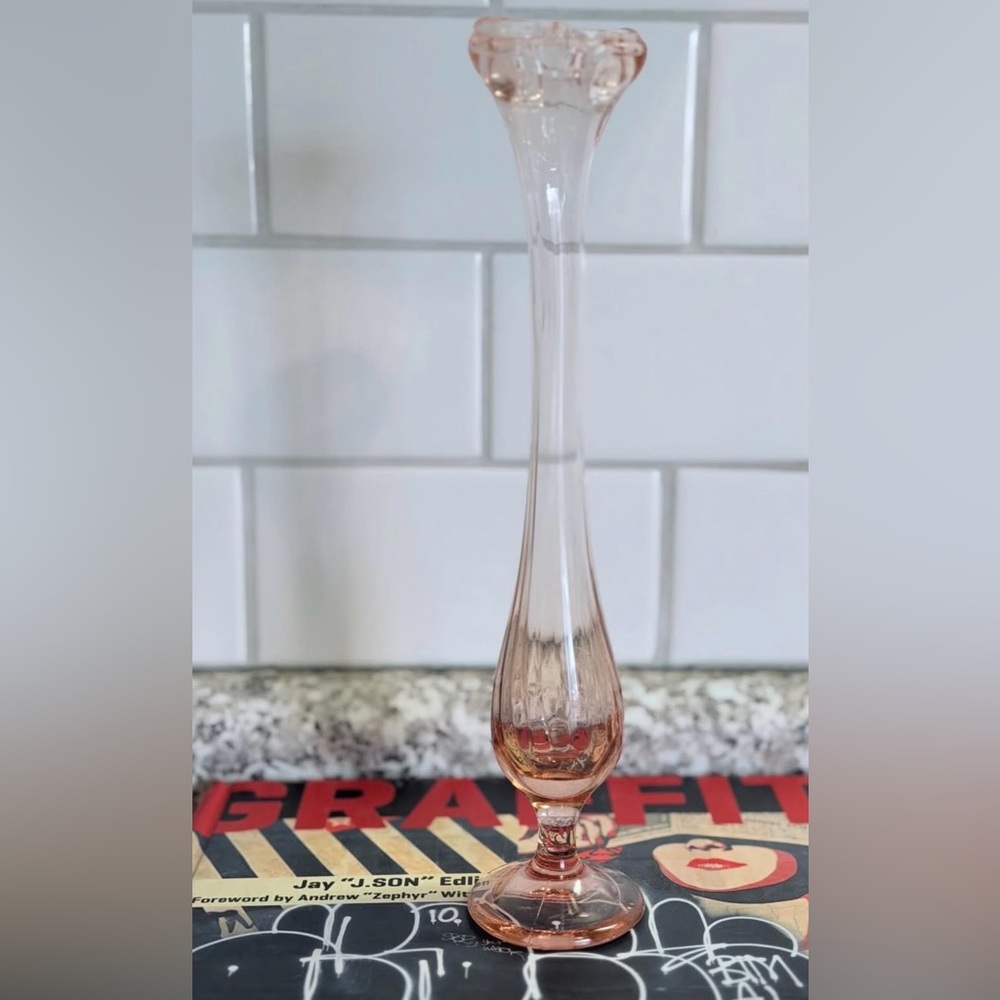 Elegant Pink Glass Swung Vase